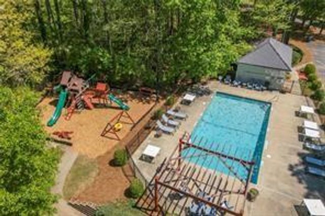 52 Travelers Way SW, Marietta, GA 30064