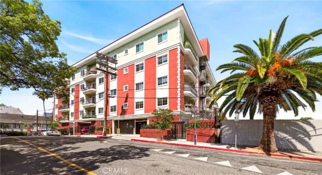 944 S Serrano Avenue 306, Los Angeles, CA 90006