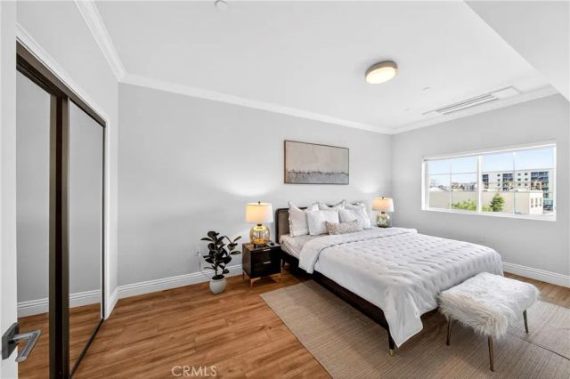 944 S Serrano Avenue 306, Los Angeles, CA 90006