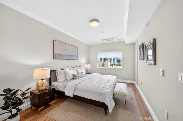 944 S Serrano Avenue 306, Los Angeles, CA 90006