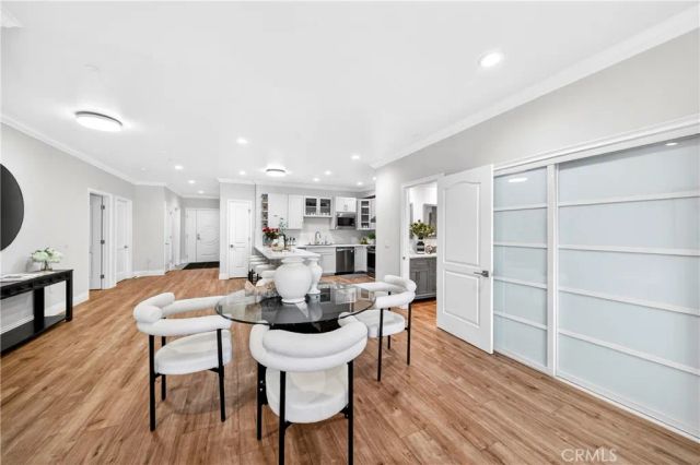 944 S Serrano Avenue 306, Los Angeles, CA 90006