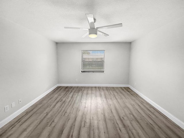 1291 SE Parkview Place, Stuart, FL 34994