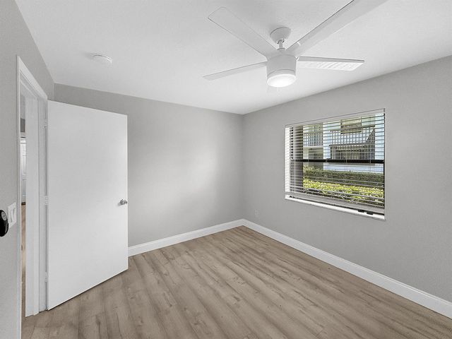 1291 SE Parkview Place, Stuart, FL 34994
