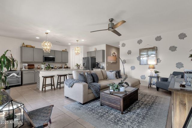 36243 W SAN CLEMENTE Avenue, Maricopa, AZ 85138