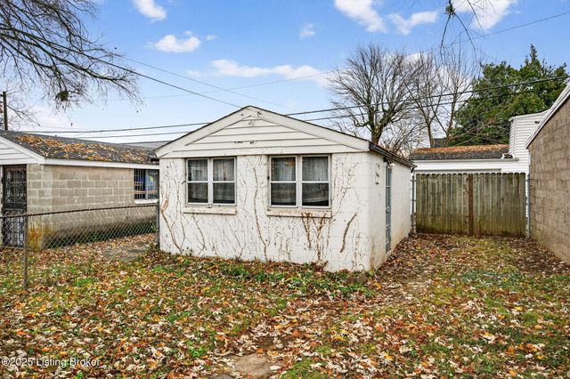 1111 E Burnett Ave, Louisville, KY 40217