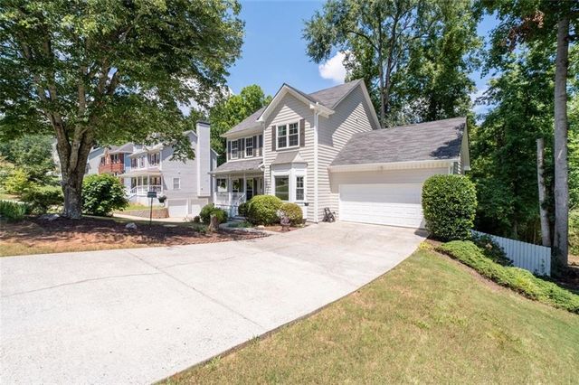 385 Oak Springs Drive, Lawrenceville, GA 30043