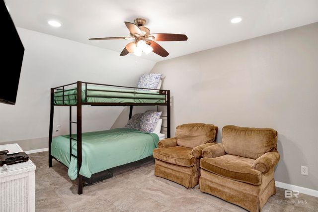 317 E Beach Boulevard 305-B, Gulf Shores, AL 36542