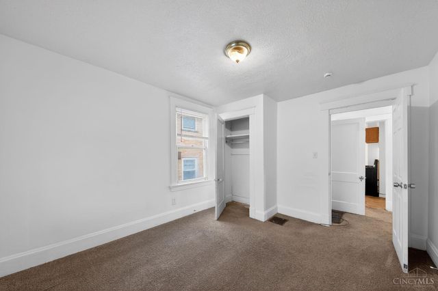 4827 Prosperity Place, Cincinnati, OH 45238