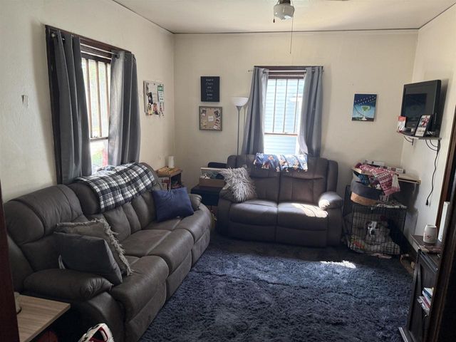 615 E Centerway, Janesville, WI 53545