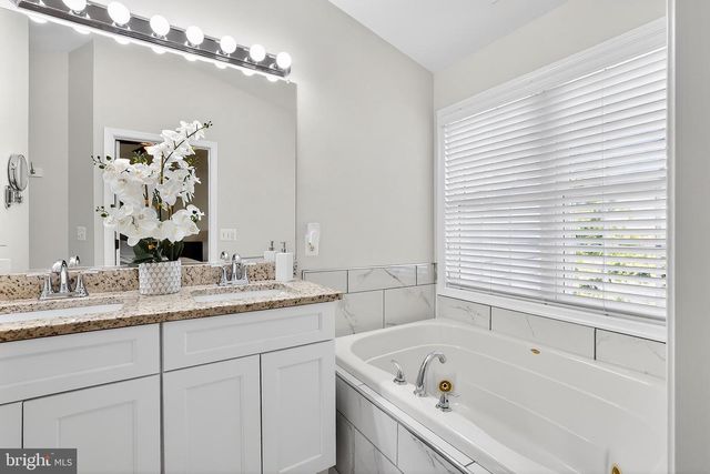 4861 LEE HOLLOW PL, Ellicott City, MD 21043