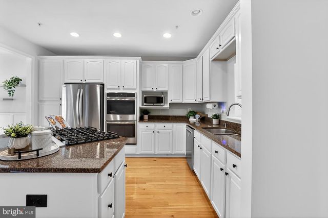 4861 LEE HOLLOW PL, Ellicott City, MD 21043