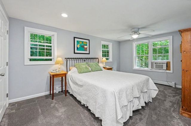 58 Heath Street, Newton, NH 03858