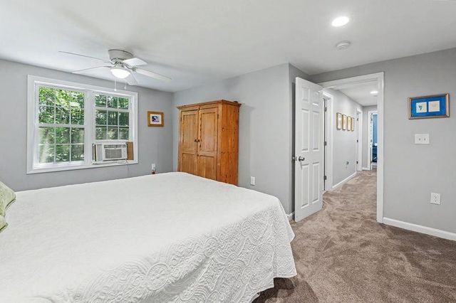 58 Heath Street, Newton, NH 03858