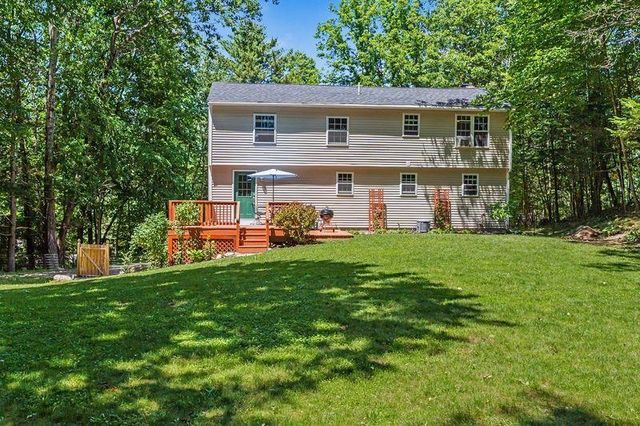 58 Heath Street, Newton, NH 03858