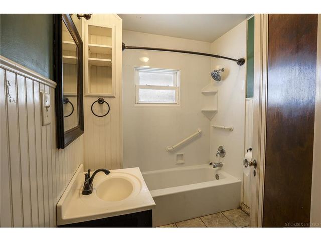 1083 Charlotte Street, Hammond, WI 54015