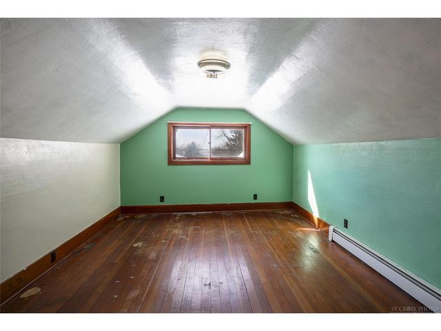 1083 Charlotte Street, Hammond, WI 54015