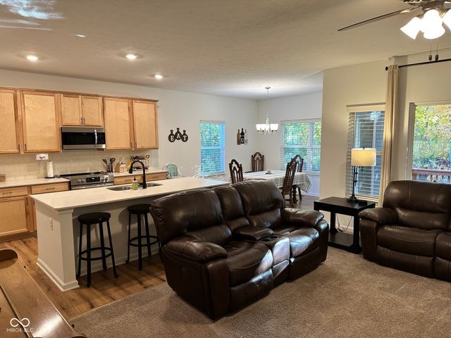 525 Macintosh Lane, Danville, IN 46122