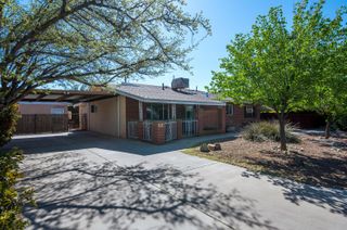 1810 Miller Circle NW, Albuquerque, NM 87107