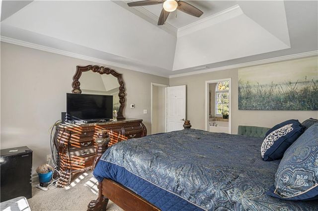 900 Secret Cove Drive, Sugar Hill, GA 30518