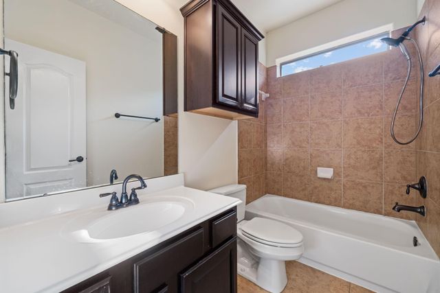 107 Bella Sole, Shenandoah, TX 77381