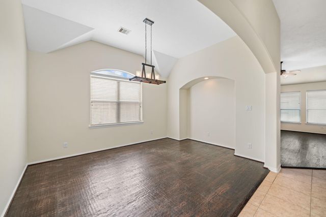 107 Bella Sole, Shenandoah, TX 77381