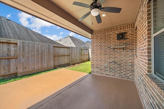 107 Bella Sole, Shenandoah, TX 77381