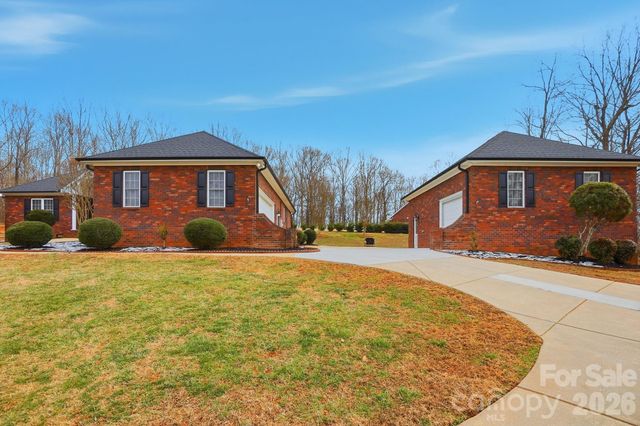 6104 Charity Drive, Marshville, NC 28103