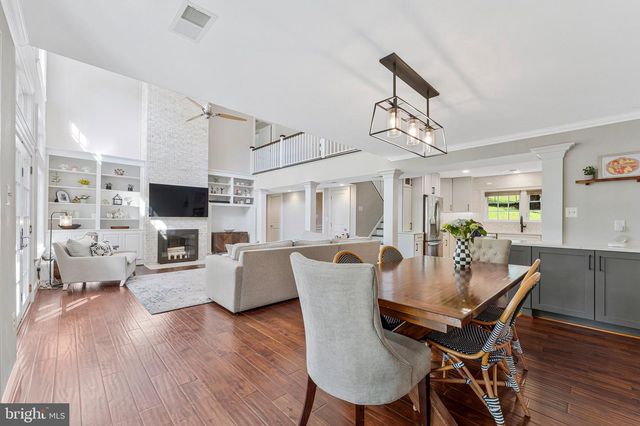 1048 BELLVIEW RD, Mclean, VA 22102