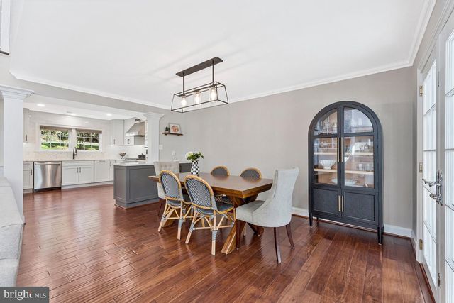 1048 BELLVIEW RD, Mclean, VA 22102