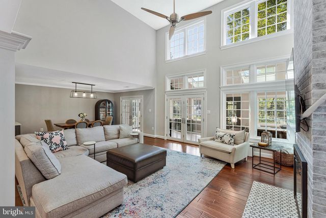 1048 BELLVIEW RD, Mclean, VA 22102