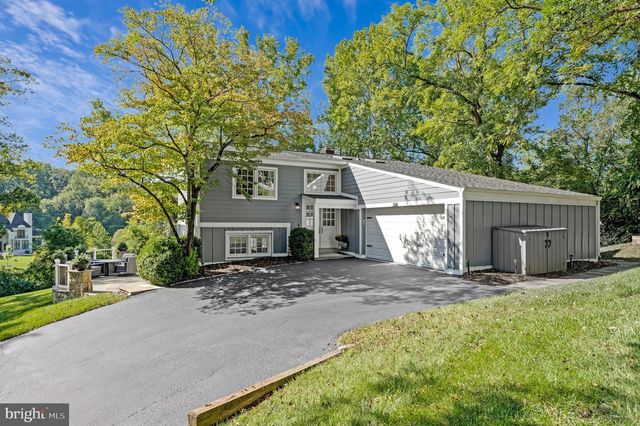 1048 BELLVIEW RD, Mclean, VA 22102