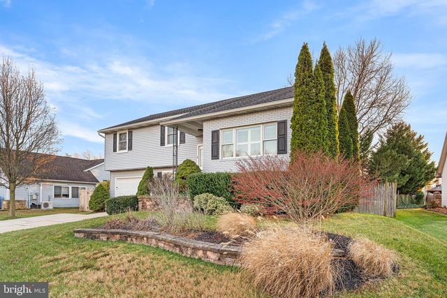 7 PELHAM RD, Marlton, NJ 08053