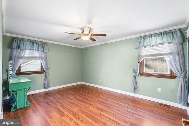 7 PELHAM RD, Marlton, NJ 08053