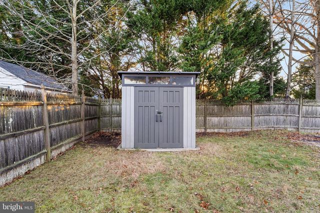 7 PELHAM RD, Marlton, NJ 08053