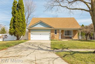 36890 Pepper Court, Sterling Heights, MI 48312