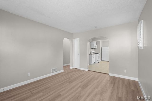 10197 Green Valley Drive, St Louis, MO 63136