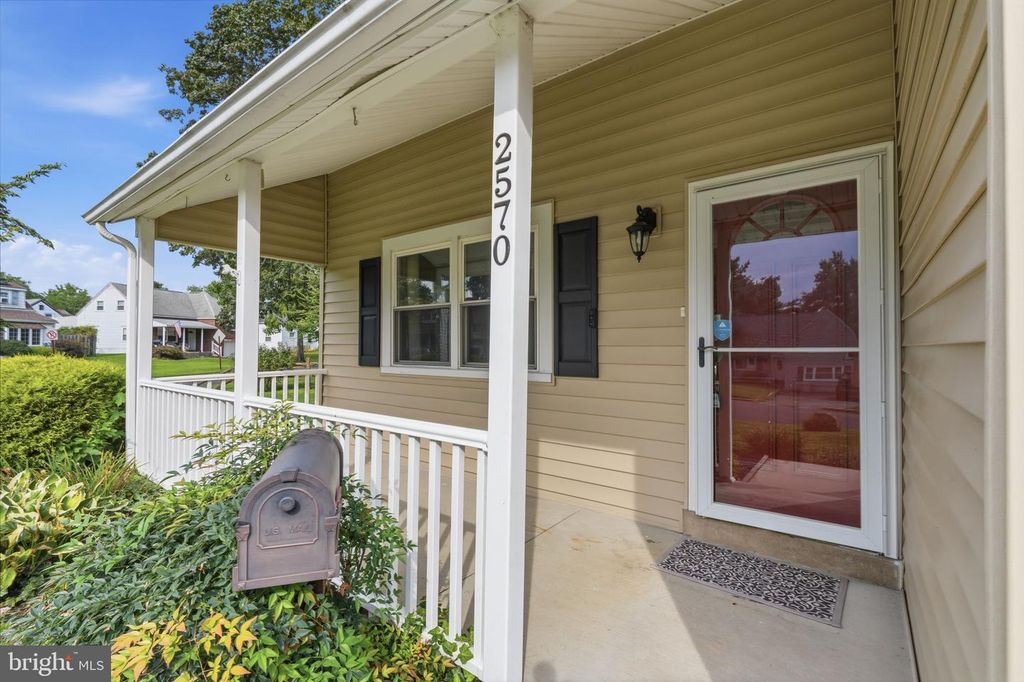 2570 ROSEWOOD AVE, ABINGTON, PA 19001 — photo 4