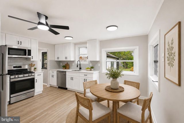 17 BOWERS AVE, Runnemede, NJ 08078