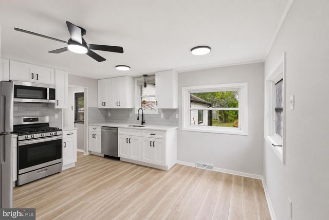 17 BOWERS AVE, Runnemede, NJ 08078