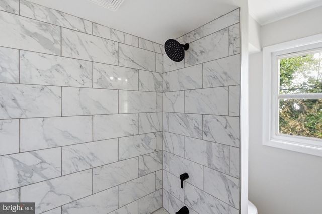 17 BOWERS AVE, Runnemede, NJ 08078