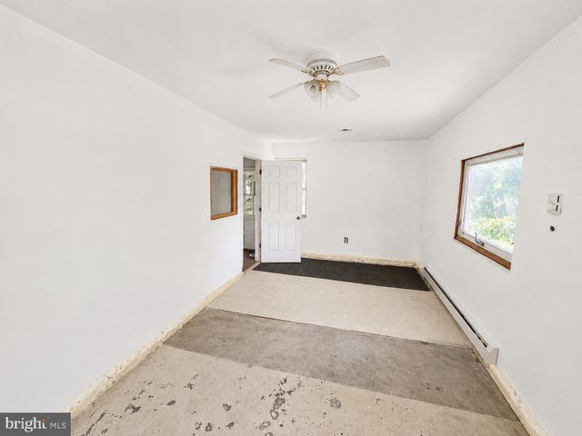 17 BOWERS AVE, Runnemede, NJ 08078