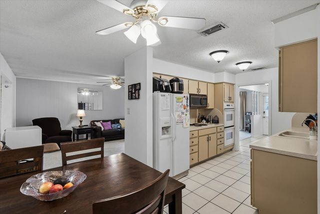 3021 Williamsburg Drive, Tyler, TX 75701