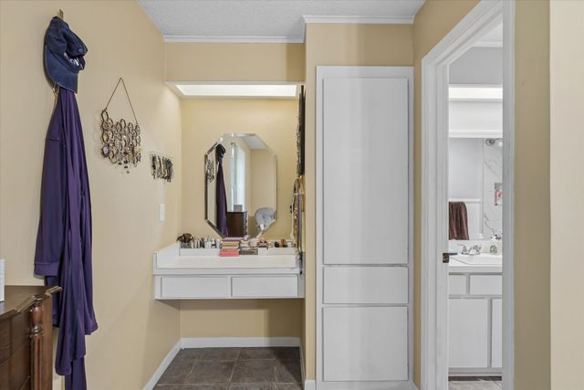 3021 Williamsburg Drive, Tyler, TX 75701