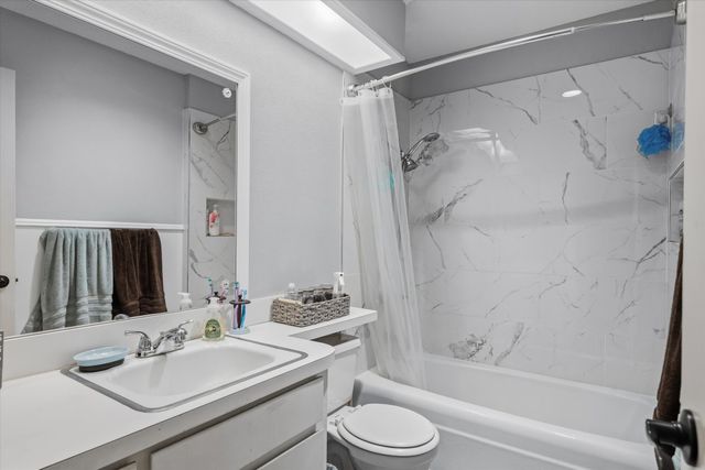 3021 Williamsburg Drive, Tyler, TX 75701