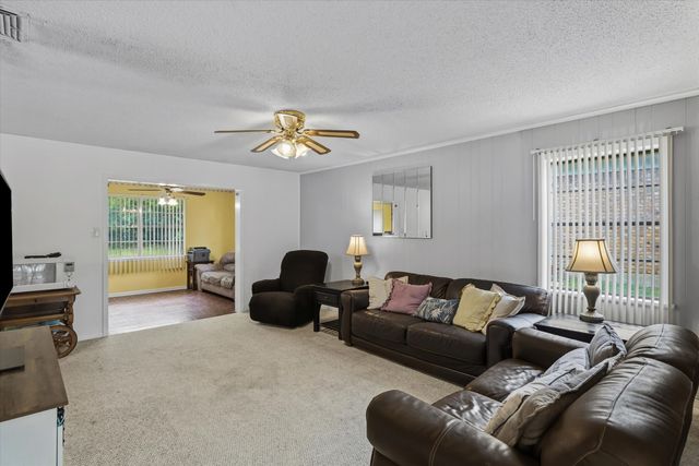 3021 Williamsburg Drive, Tyler, TX 75701