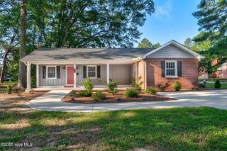 419 W Burnette Avenue, Enfield, NC 27823