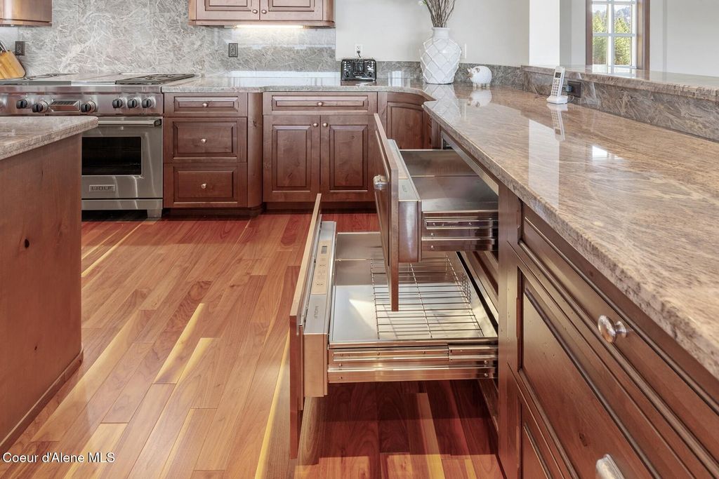 1031 S Island Green Dr, Coeur d'Alene, ID 83814 photo 14