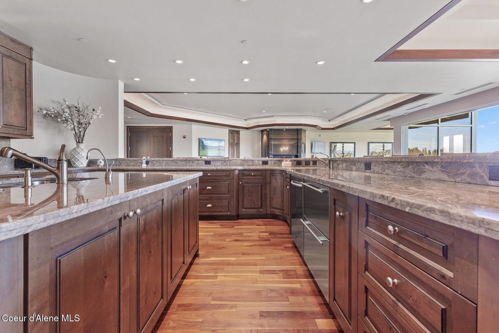 1031 S Island Green Dr, Coeur d'Alene, ID 83814 photo 15