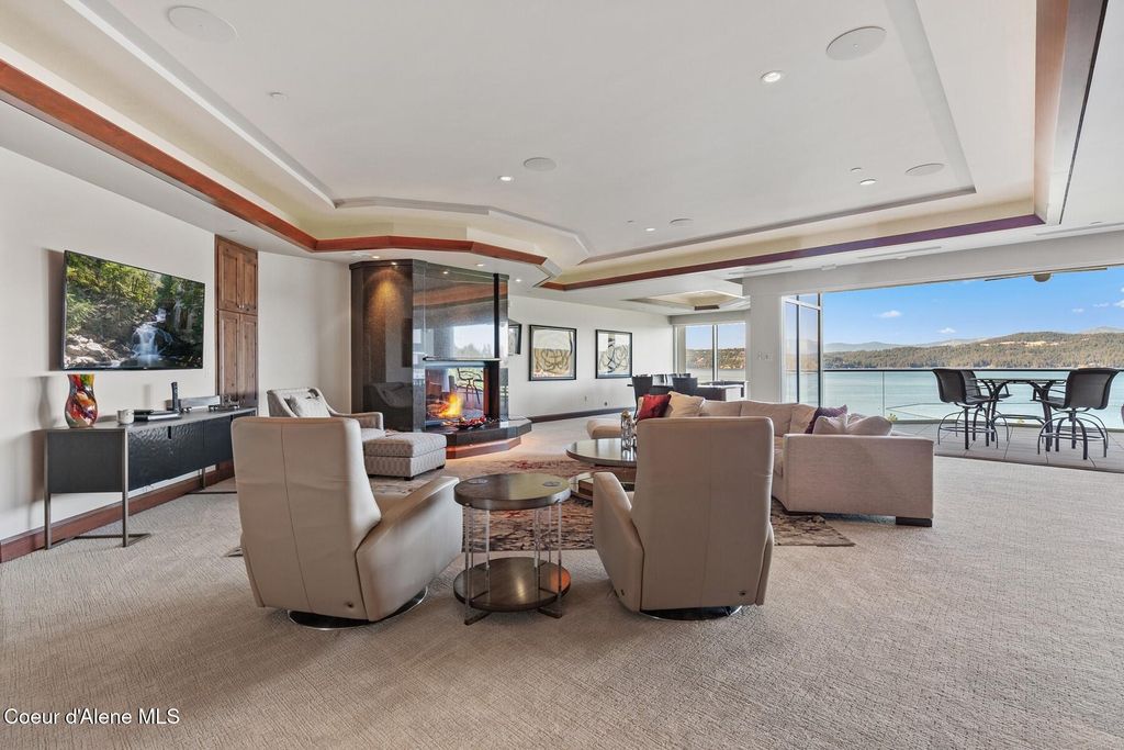 1031 S Island Green Dr, Coeur d'Alene, ID 83814 photo 3