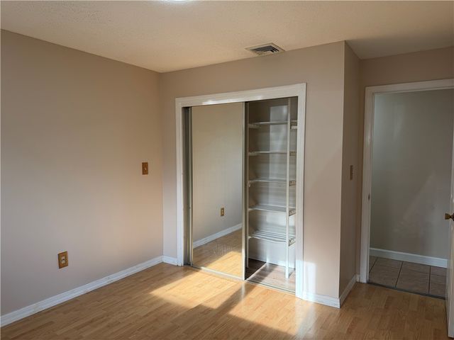728 Beverage Hill Avenue 8, Pawtucket, RI 02861